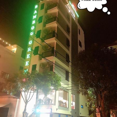 Bamboo Green Hotel Донг Хой Екстериор снимка