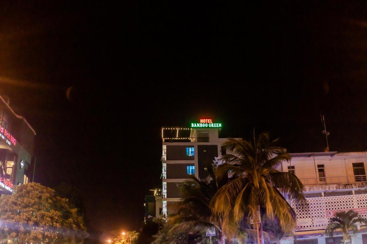 Bamboo Green Hotel Донг Хой Екстериор снимка