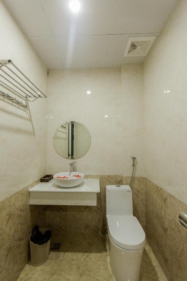 Bamboo Green Hotel Донг Хой Екстериор снимка