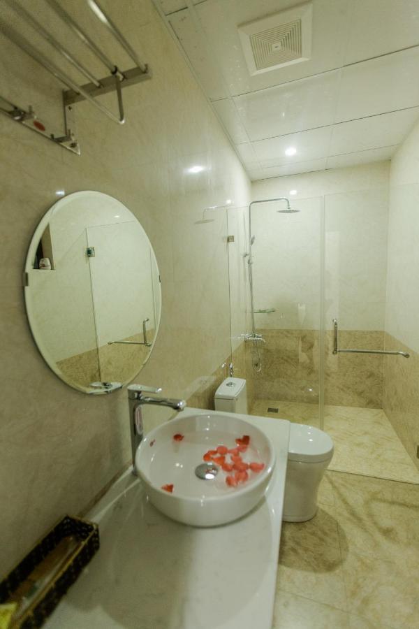 Bamboo Green Hotel Донг Хой Екстериор снимка